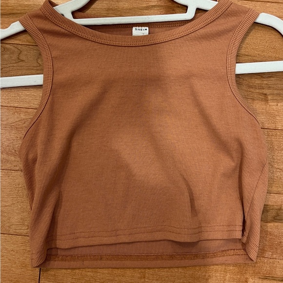 Burnt orange cropped tank top - Picture 4 of 6